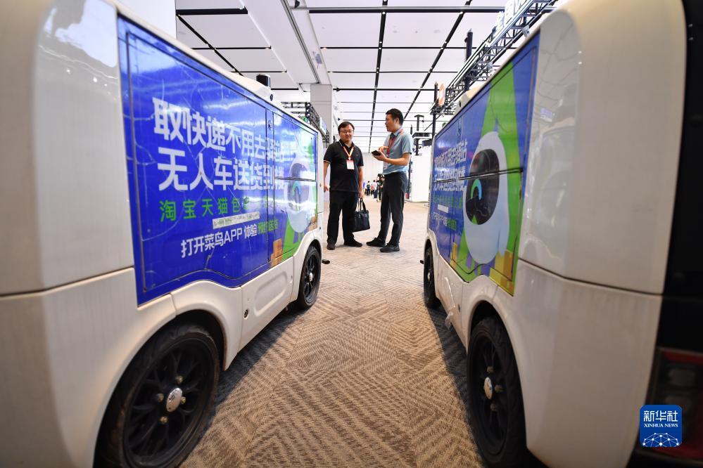 欢乐炸三张官网
